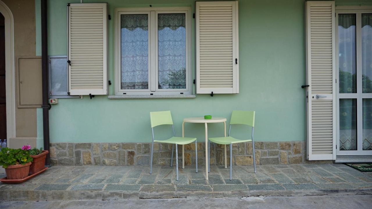 Sunny House Apartment Diano d'Alba Exterior photo