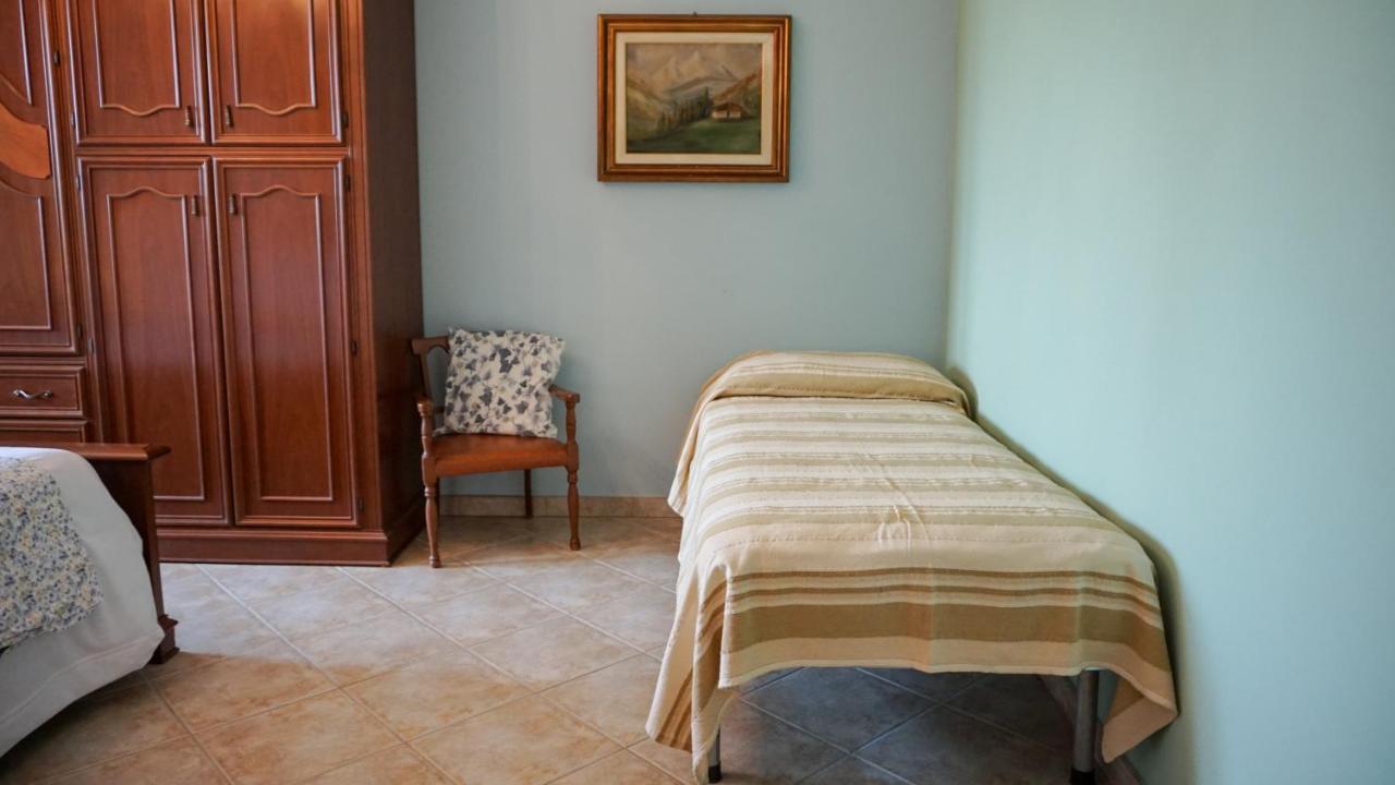 Sunny House Apartment Diano d'Alba Exterior photo