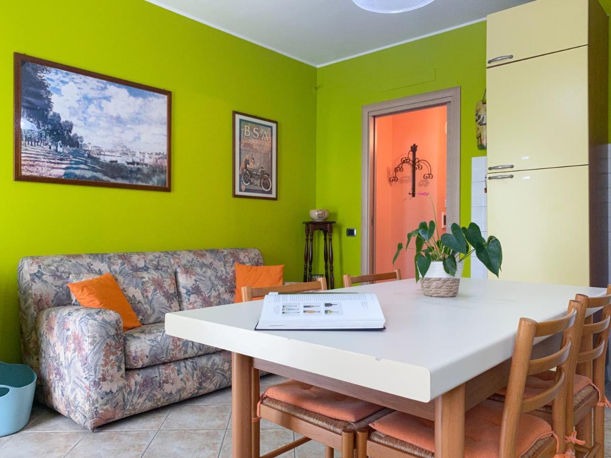 Sunny House Apartment Diano d'Alba Exterior photo