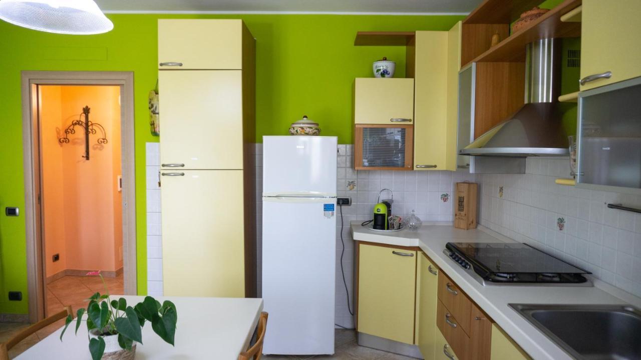 Sunny House Apartment Diano d'Alba Exterior photo